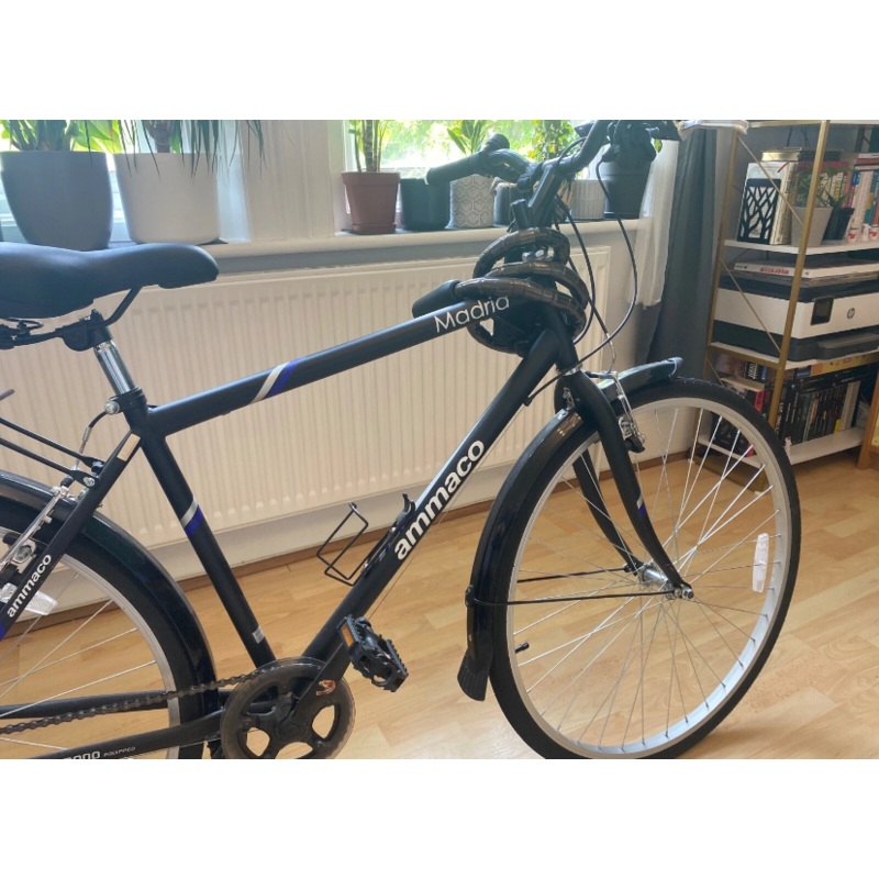 Ammaco Madrid 700c Commuter Hybrid Bike Black 2023